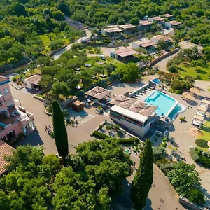 Holiday Homes Kanajt Nyaraló